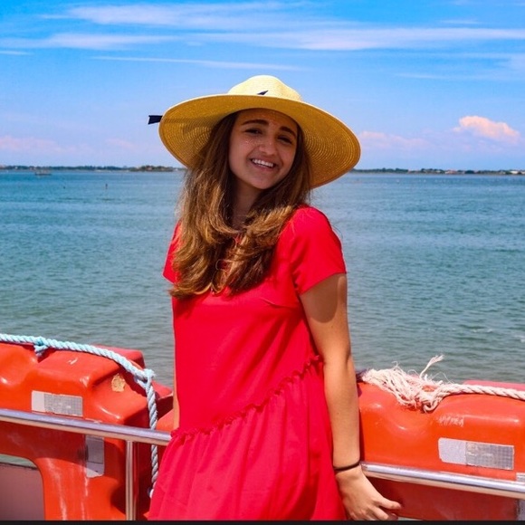 Meet the Posher - Picture 3 of 3